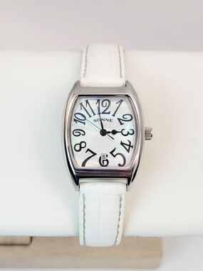 SONNE Tonneau‑M Women’s Watch – Mother of Pearl Dial, White Leather, Japan